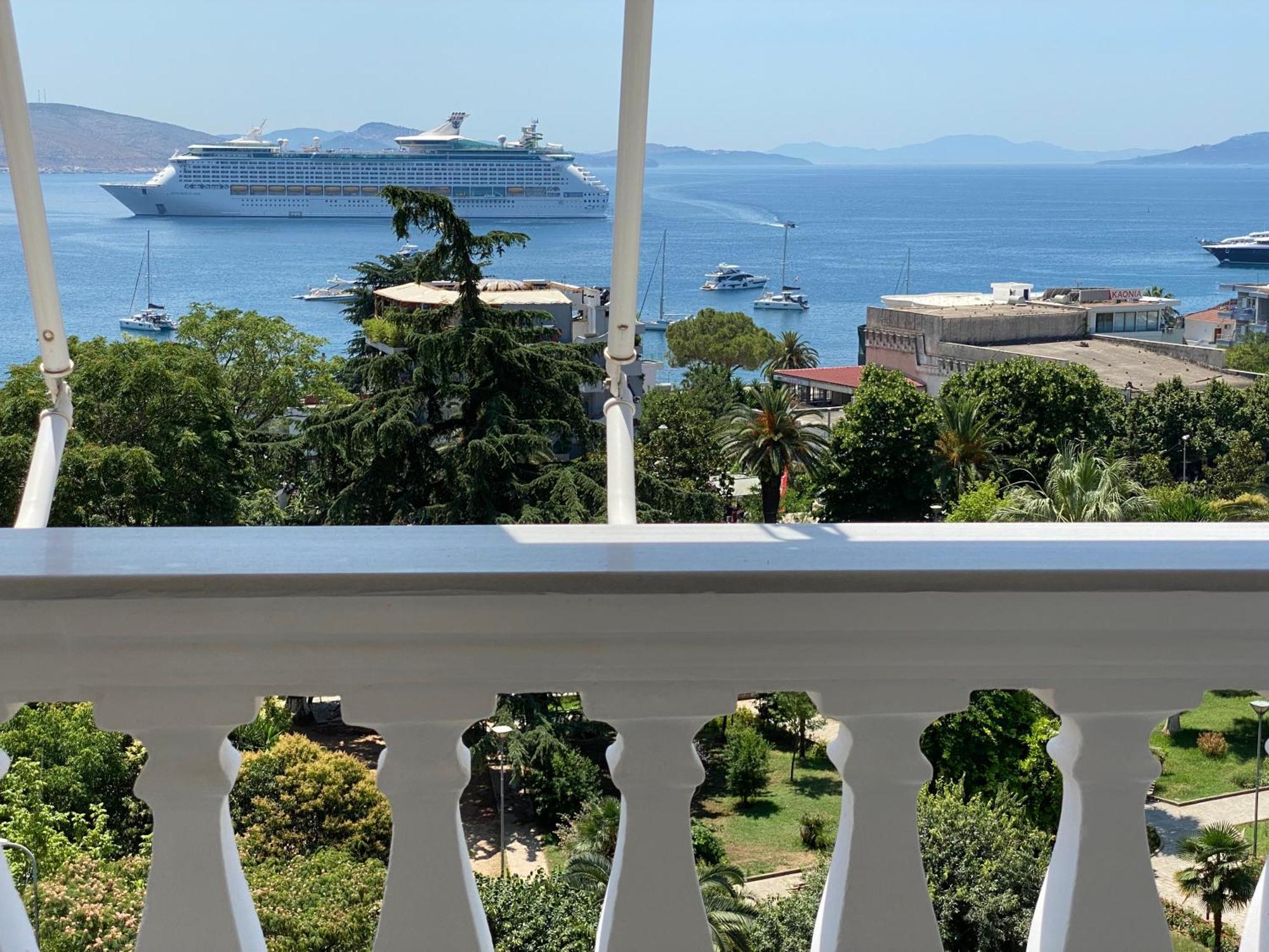 Amarilis Luxury Apartments Sarande Exterior photo